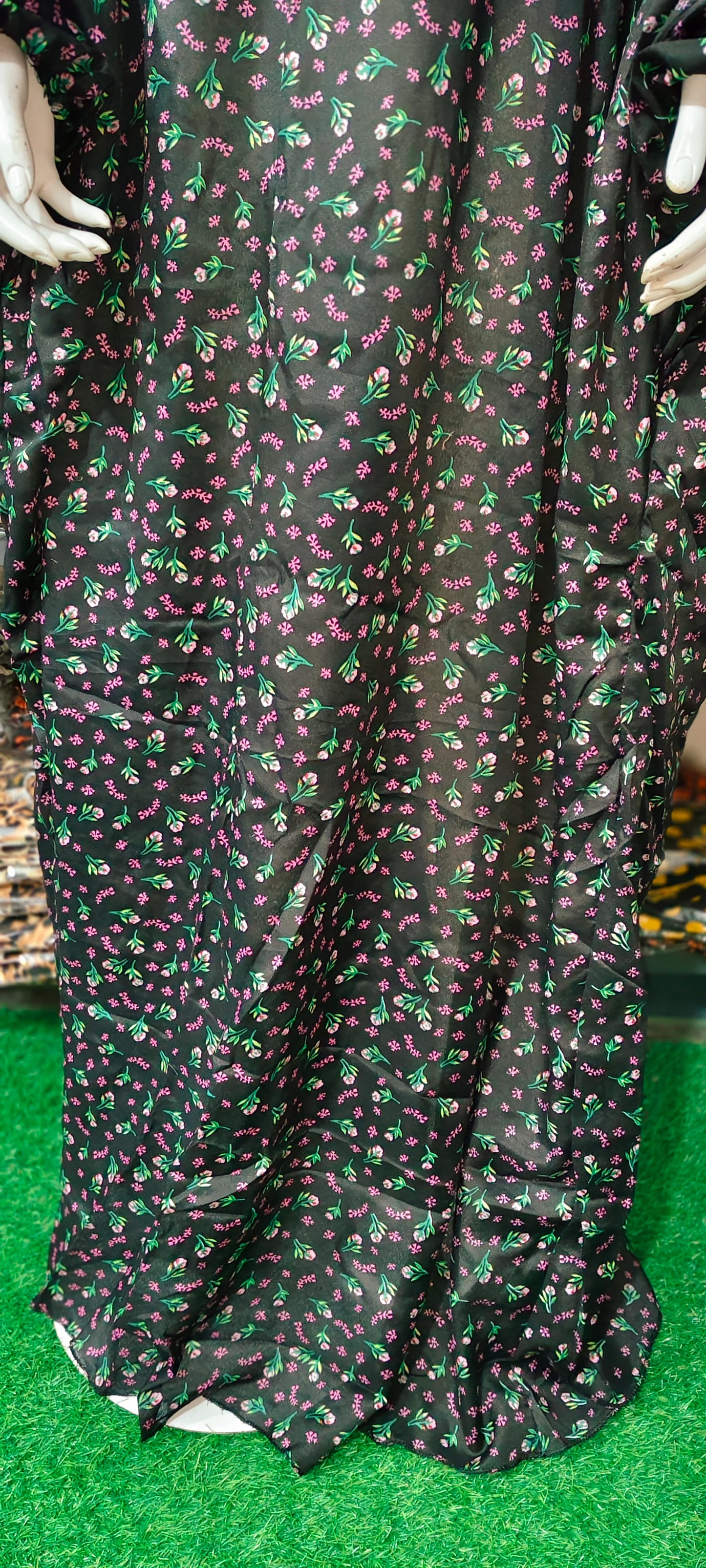 MULTI FLORAL BLACK NAMAZ CHADAR