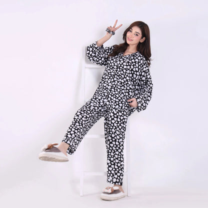 WHITE HEARTS PJ SET
